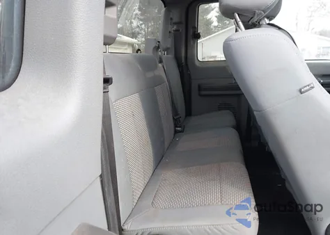 2012 Ford F-250 Xlt z USA, uszkodzony, nr VIN 1FT7X2B68CED23288